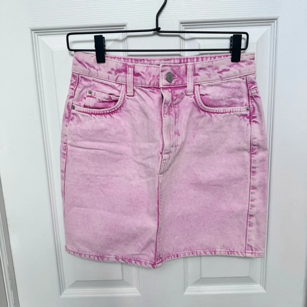 BERSHKA NWOT SZ 4 Pink Denim Mini Skirt